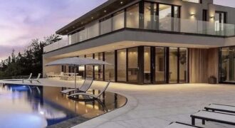 1902  Luxury 5 Bedroom Villa, Aphrodite Hills